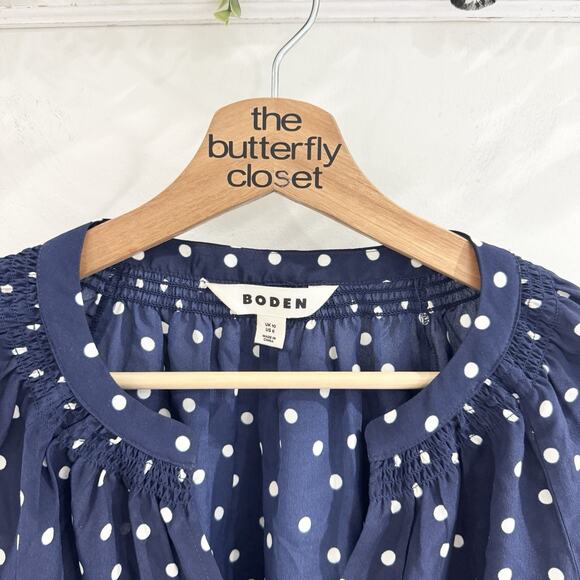 Boden Navy White Polka Dot V Neck 100% Silk Blouse Size 6 CP - Picture 2 of 4